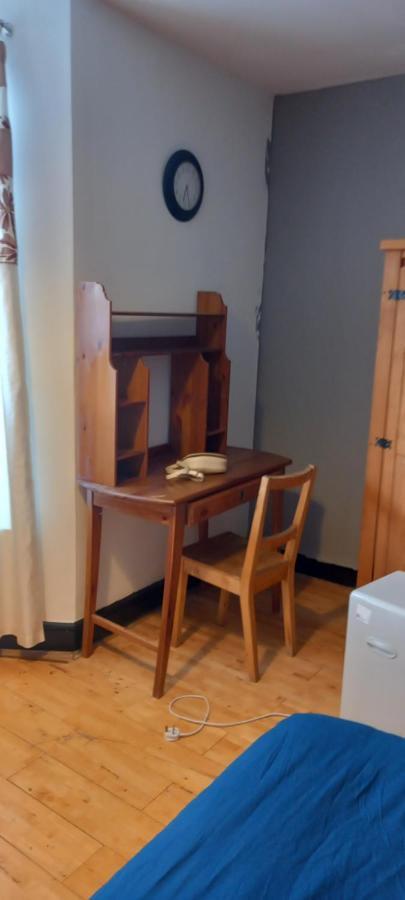 Alistair Bed & Breakfast *